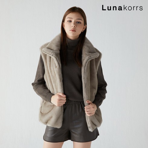 입소문 타기전  23FW 리버시블 프린트 헝가리 구스 베스트 덕후 모여라