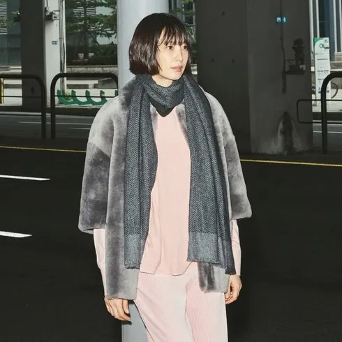 美친가격 지스튜디오 23FW 캐시미어100 핸드메이드 코트머플러 역대급최저가