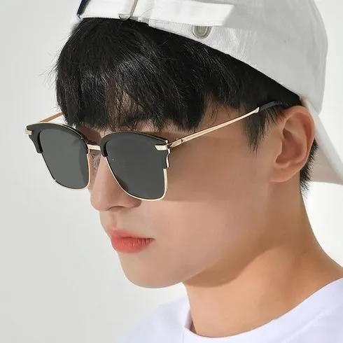 할인에 할인을 더한  선글라스  역대급 혜택