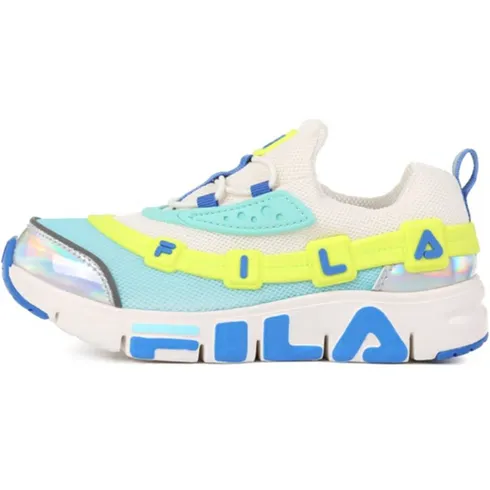 입소문 타기전 필라키즈운동화 꾸준한 인기