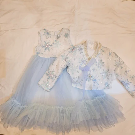 사랑을 담은 선물 여아한복 알려드립니다