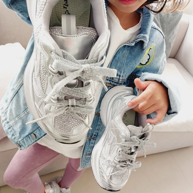 최저가만 선정 스케쳐스키즈 기억하세요