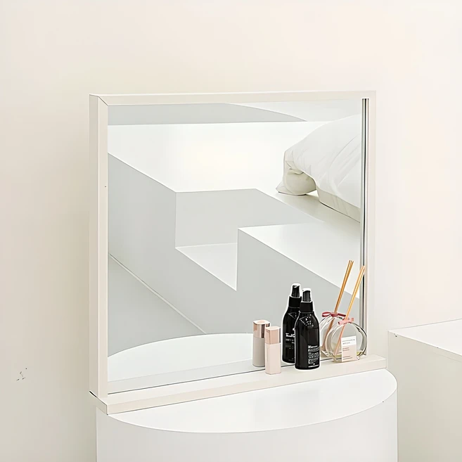 공감주의 화장대거울 관심이 뜨겁습니다