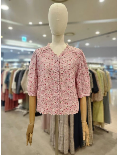 사랑을 담은 선물 써스데이블라우스 관심이 뜨겁습니다